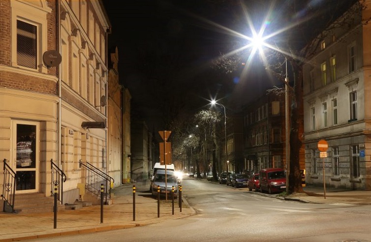 Nowe oświetlenie na ulicy Jesionowej. 